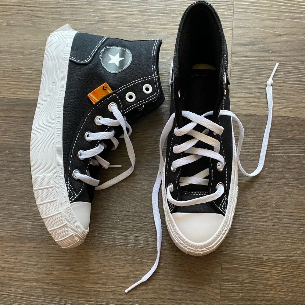 Converse Kids Black and White High-Tops